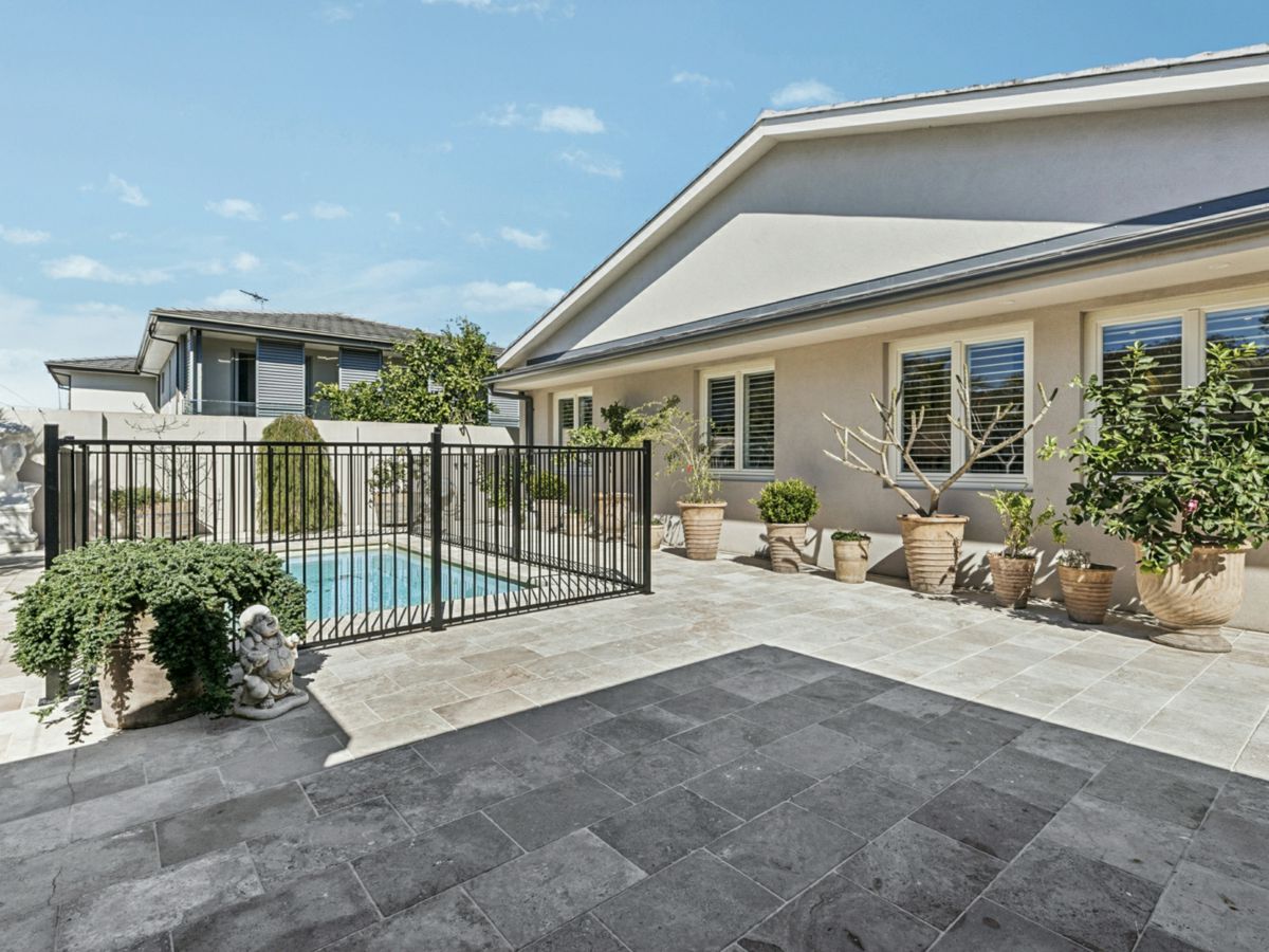 12A Wellington Road, Hurstville - image 2