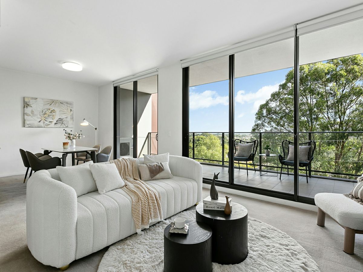 205/1B Pearl Street, Hurstville - image 1