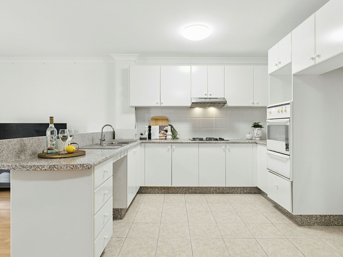 6/148B Stoney Creek Road, Beverly Hills - image 2