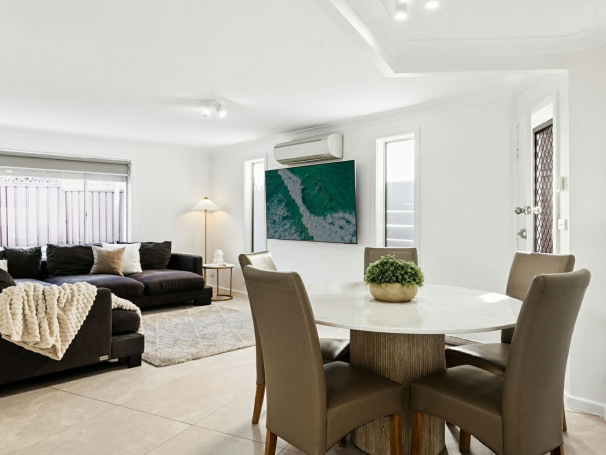 4 Enid Avenue, Roselands - image 3