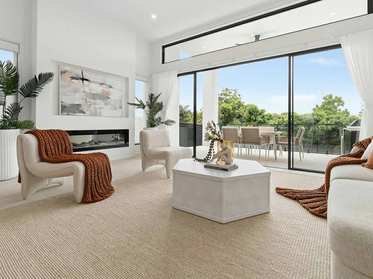 15A Cumberland Avenue, Georges Hall - image 1