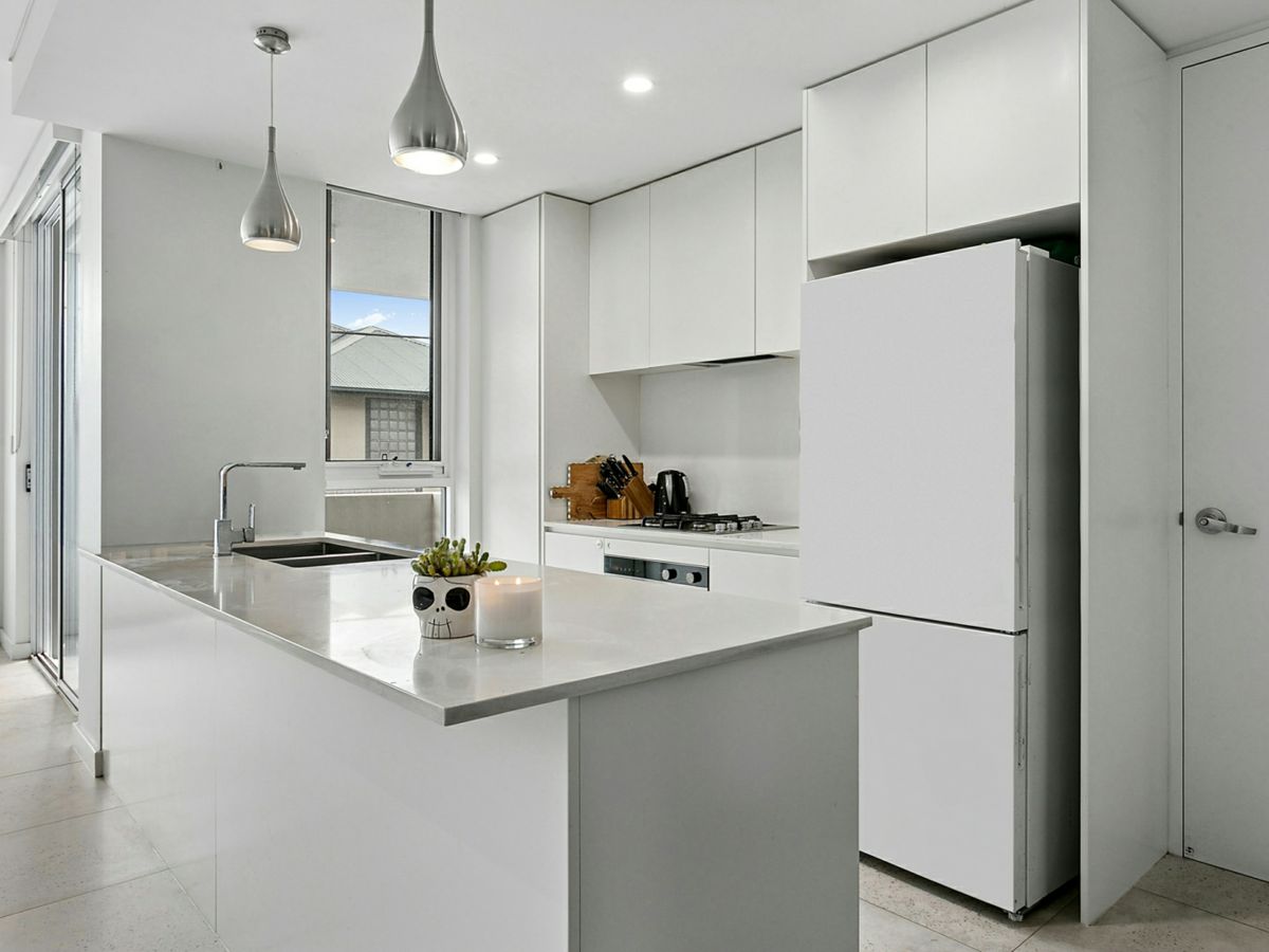 11/134 Centaur Street, Revesby Heights - image 2