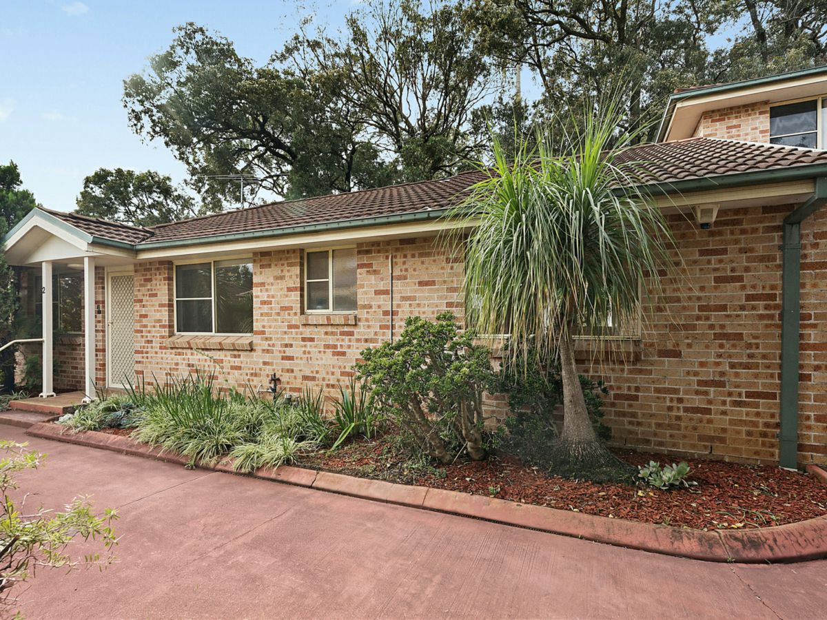 2/18 Gwandalan Road, Padstow - image 1