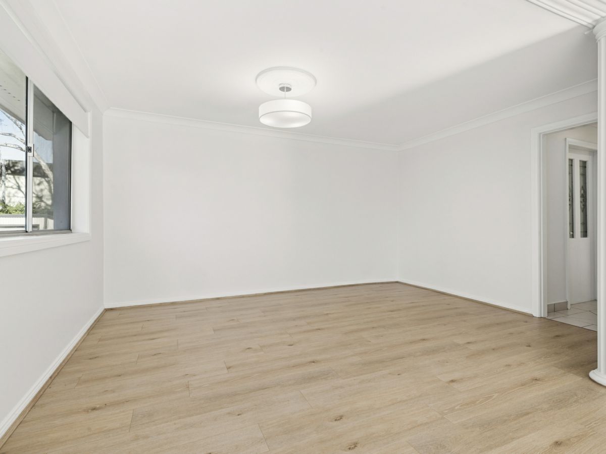 54 Flanders Avenue, Milperra - image 3
