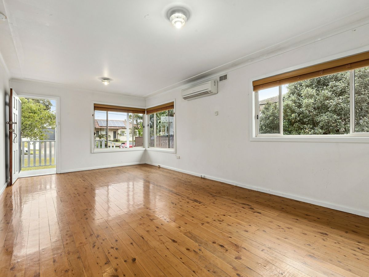 1 Mahnken Avenue, Revesby - image 2
