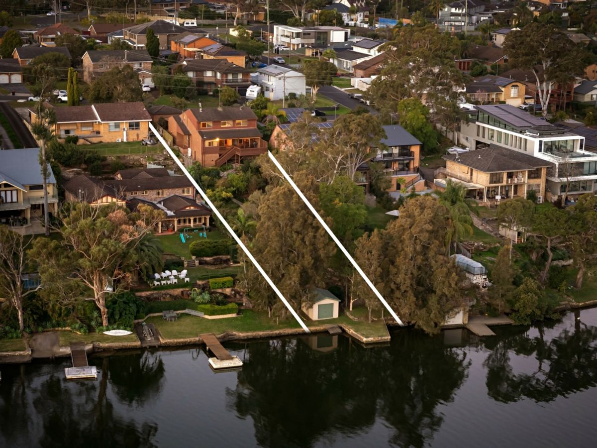 65 Burbank Avenue, Picnic Point - image 3