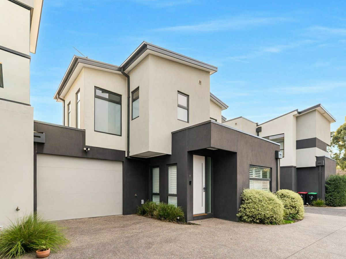 2/13 Redwood Street, Heidelberg West - image 1
