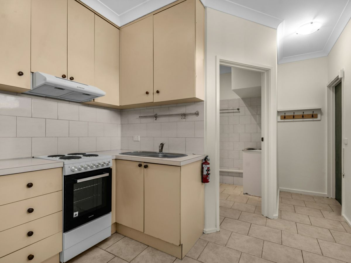 20A Brookes Crescent, Fitzroy North - image 2