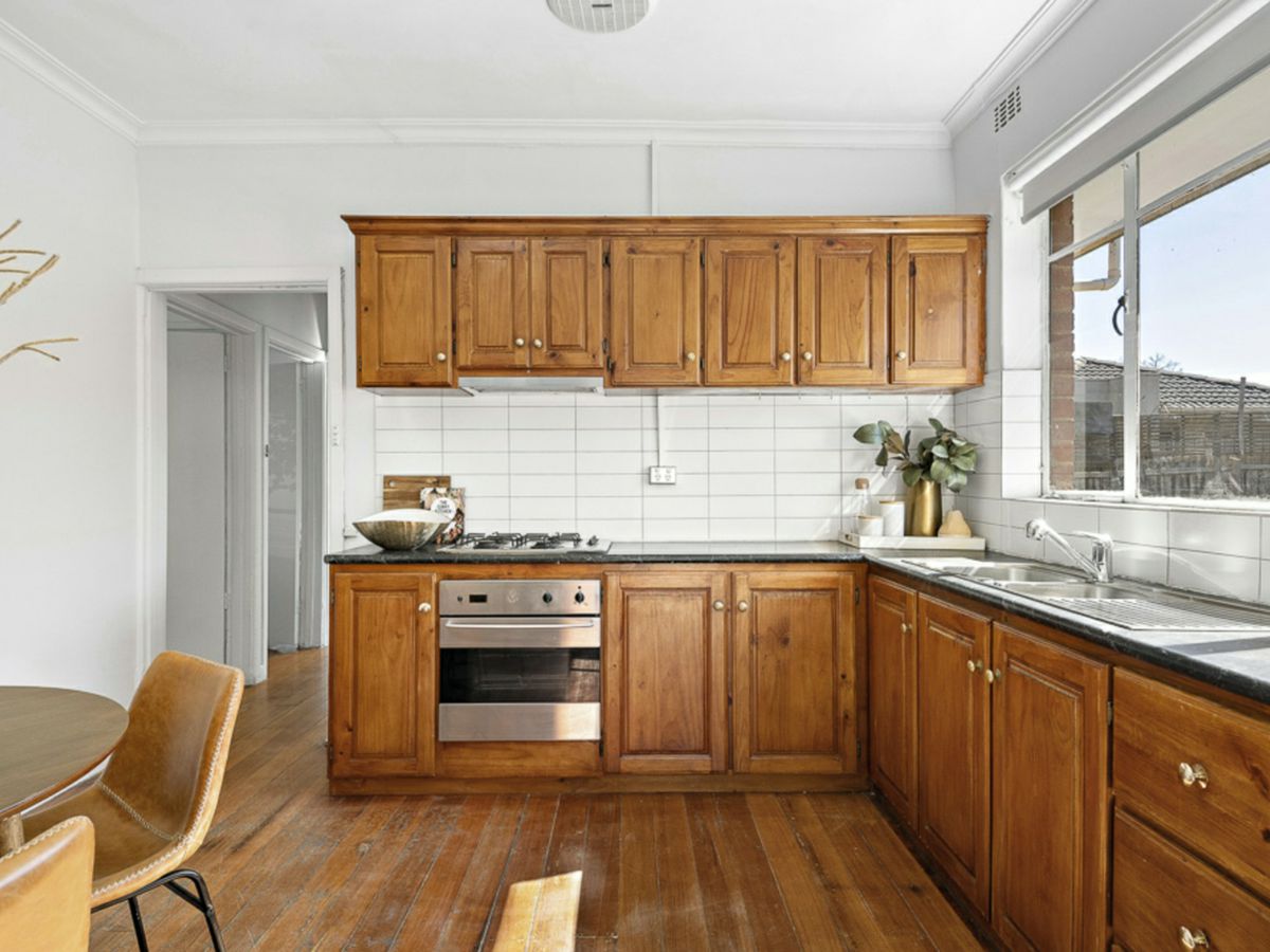 90 Lloyd Street, Heidelberg Heights - image 2