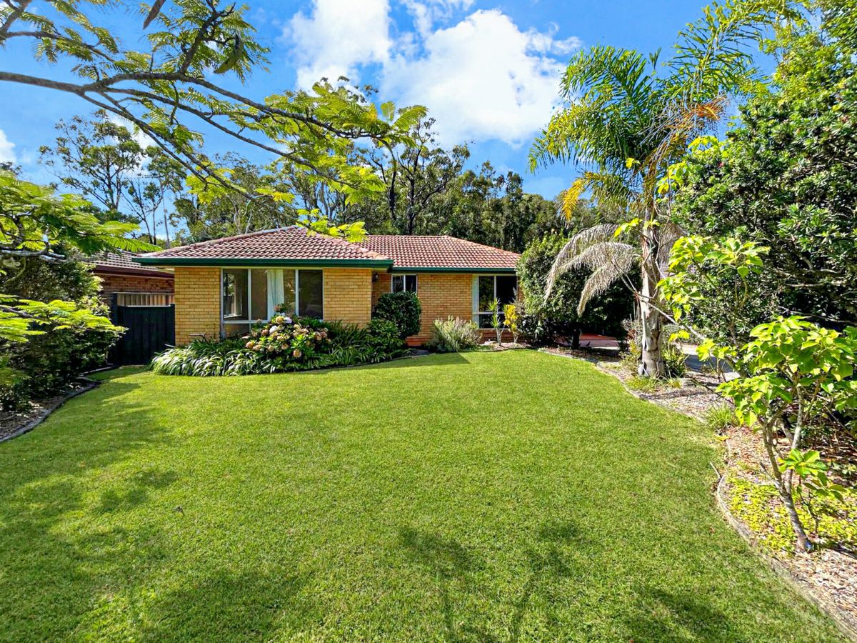 8 Bower Crescent, Toormina - image 1