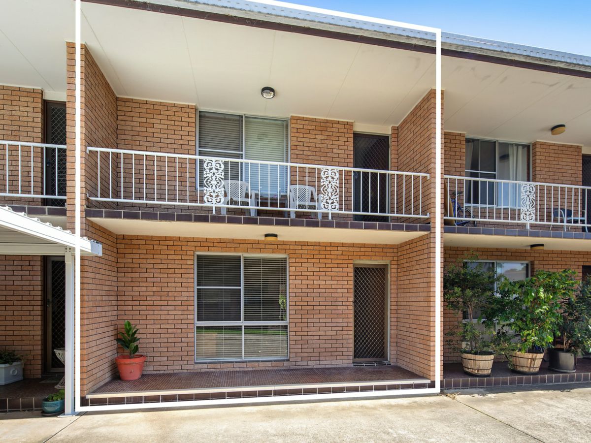 2/8 Minorie Drive, Toormina - image 1