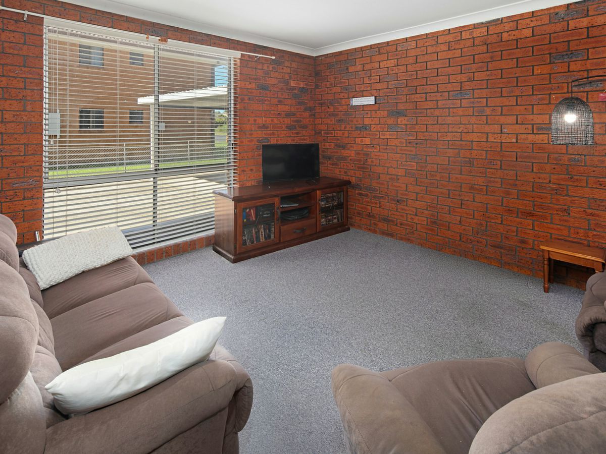 2/8 Minorie Drive, Toormina - image 3