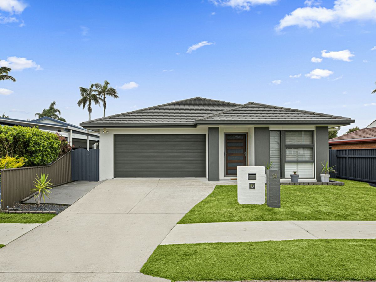 14 Eighth Avenue, Sawtell - image 1