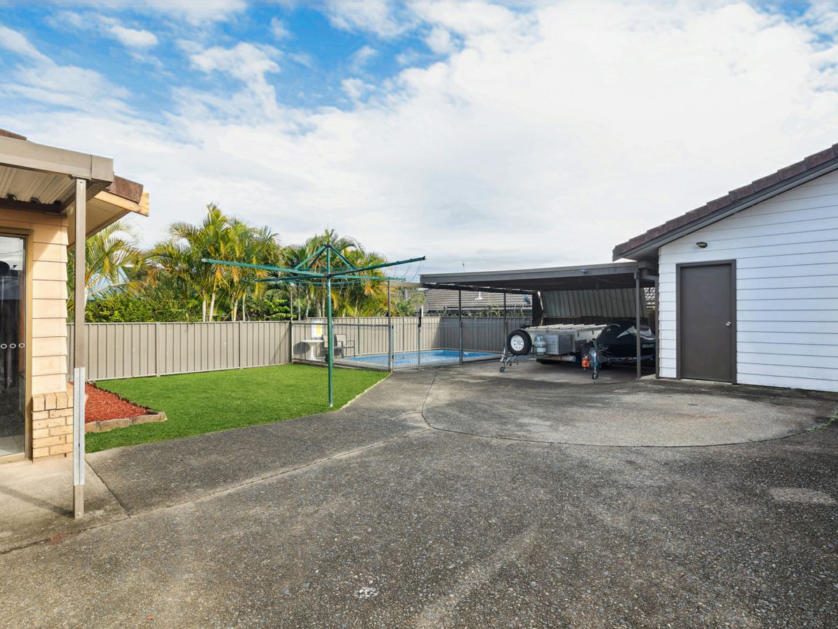 4 Royal Palm Drive, Sawtell - image 3