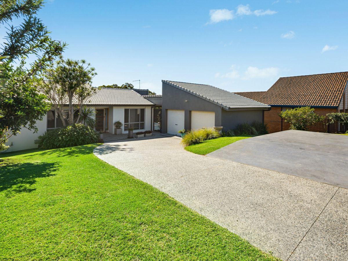 29 Diggers Beach Road, Coffs Harbour - image 3