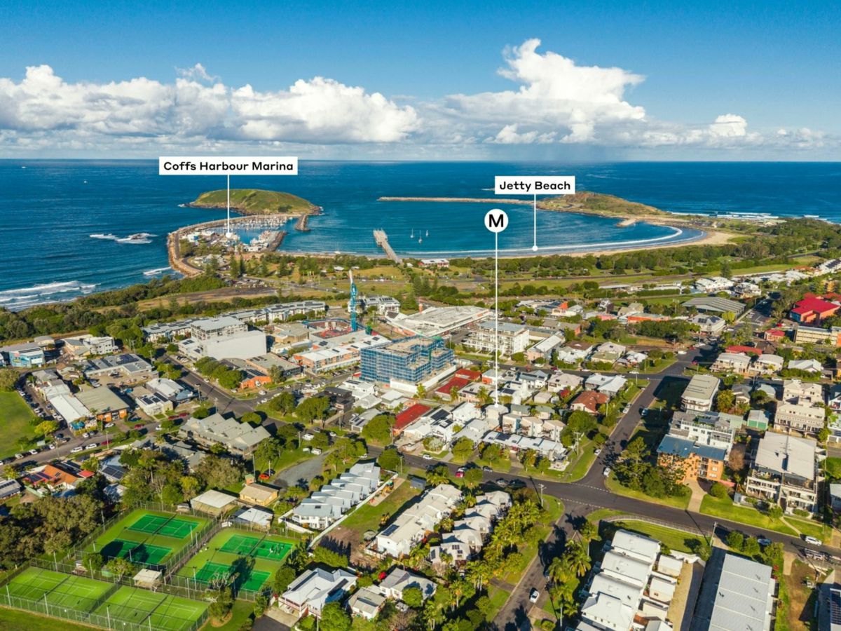 2/68 Mildura Street, Coffs Harbour - image 2
