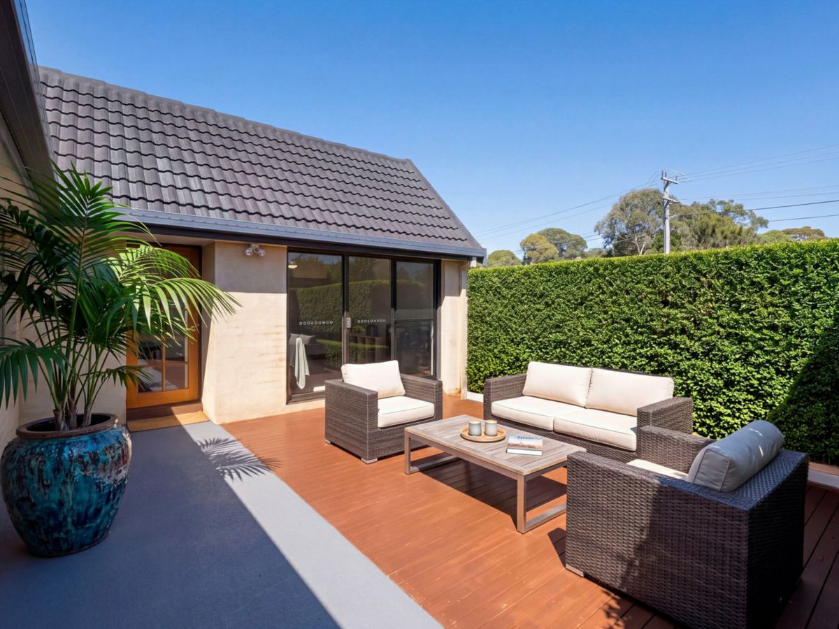 3 Warrawee Street, Sapphire Beach - image 1
