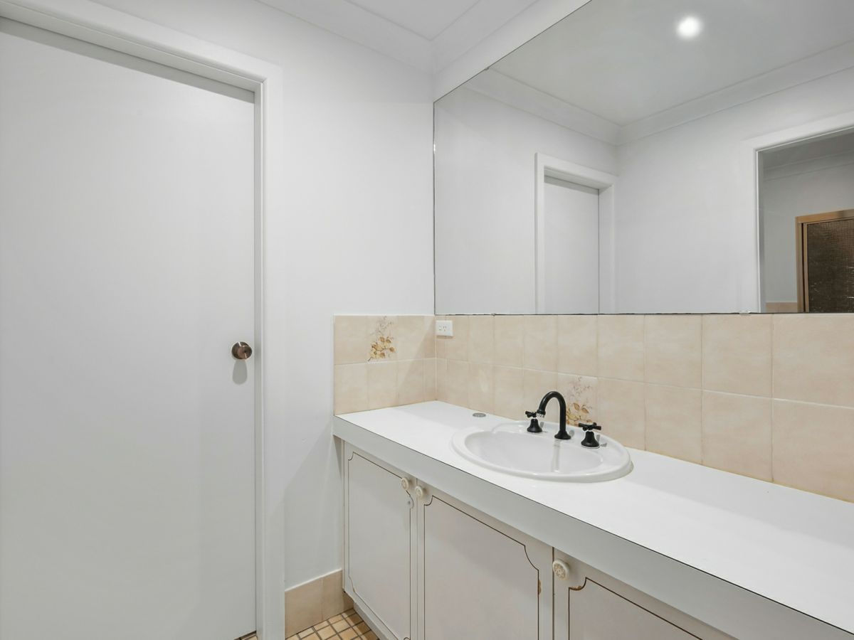 22 Phillip Street, Orange - image 2