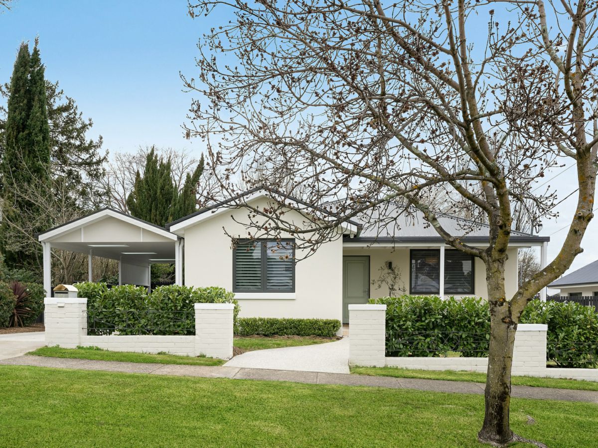 372 Anson Street, Orange - image 1