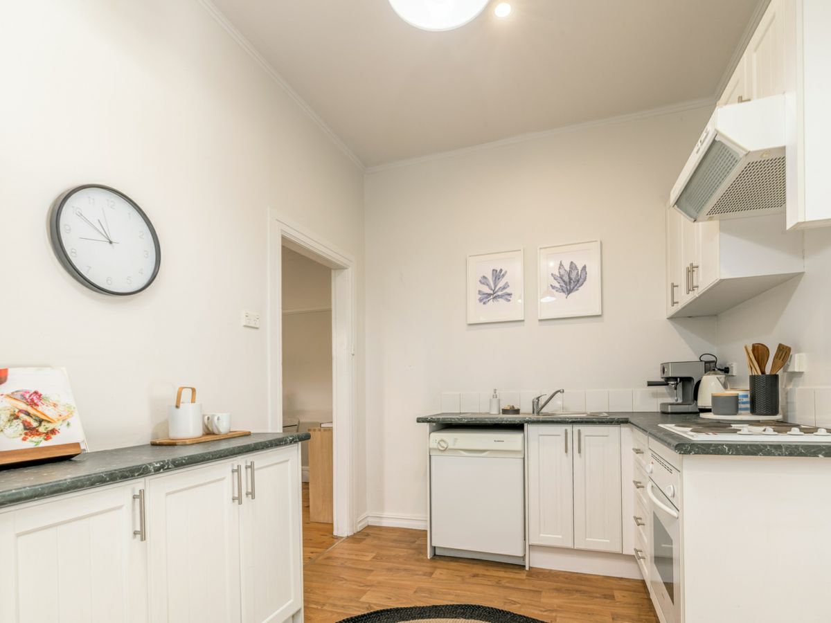 63 Kite Street, Orange - image 3