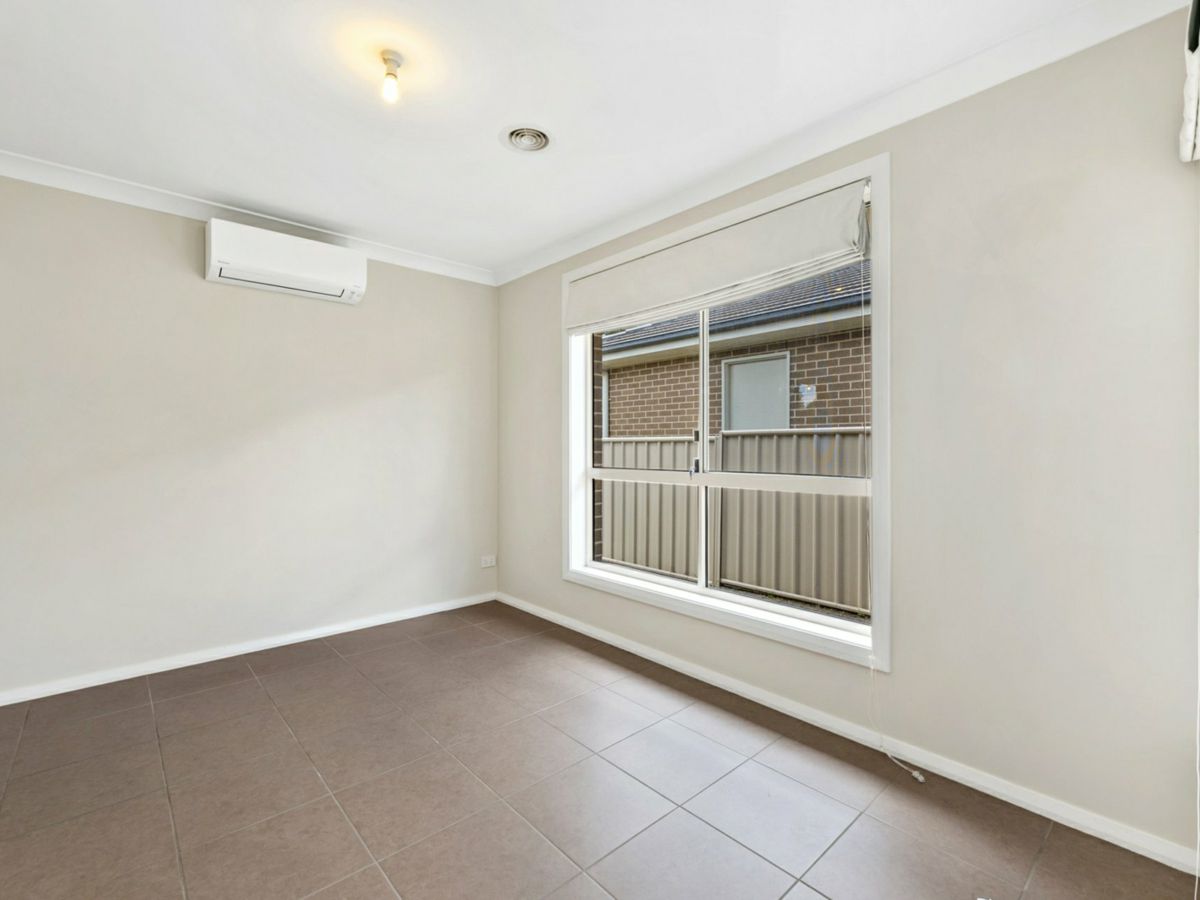 2/186 Phillip Street, Orange - image 3