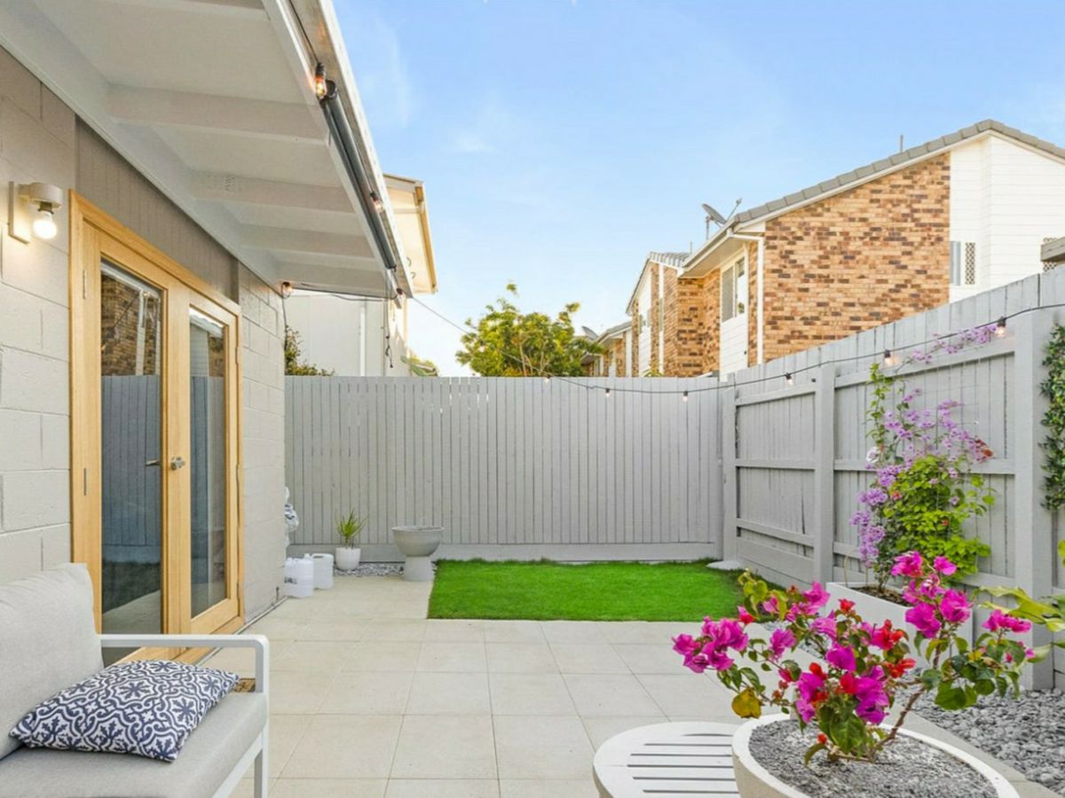 4/24 Hinley Avenue, Maroochydore - image 1