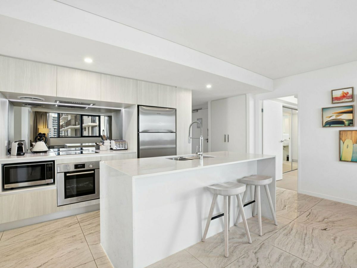 806/3 Meta Street, Mooloolaba - image 3