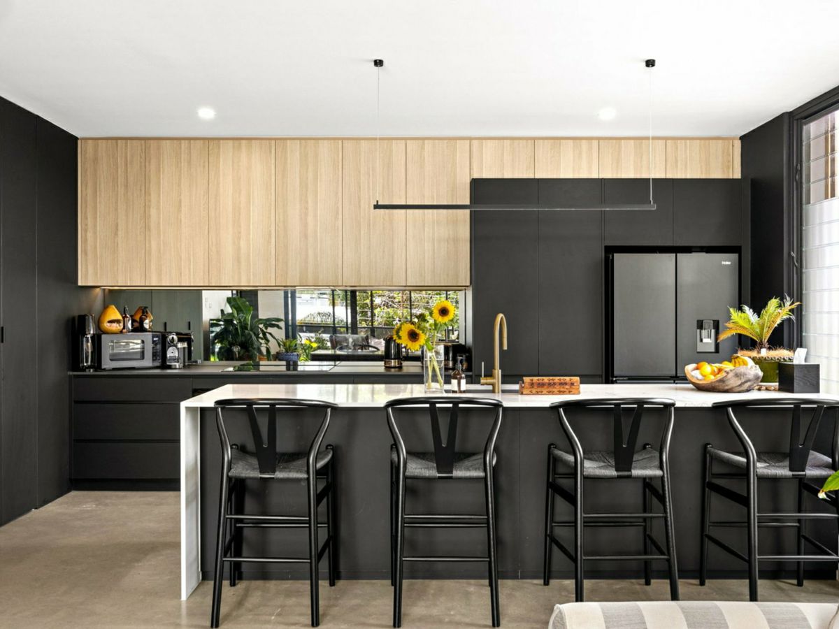 8/34 Smith Street, Mooloolaba - image 2