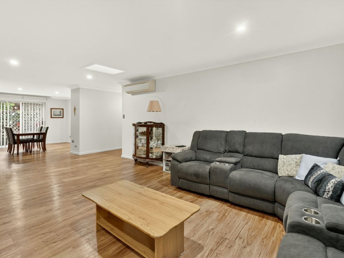 37 John Tebbutt Place, Richmond - image 3