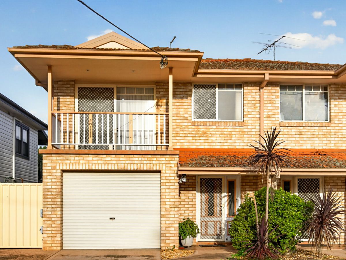 40A Bradley Road, South Windsor - image 1