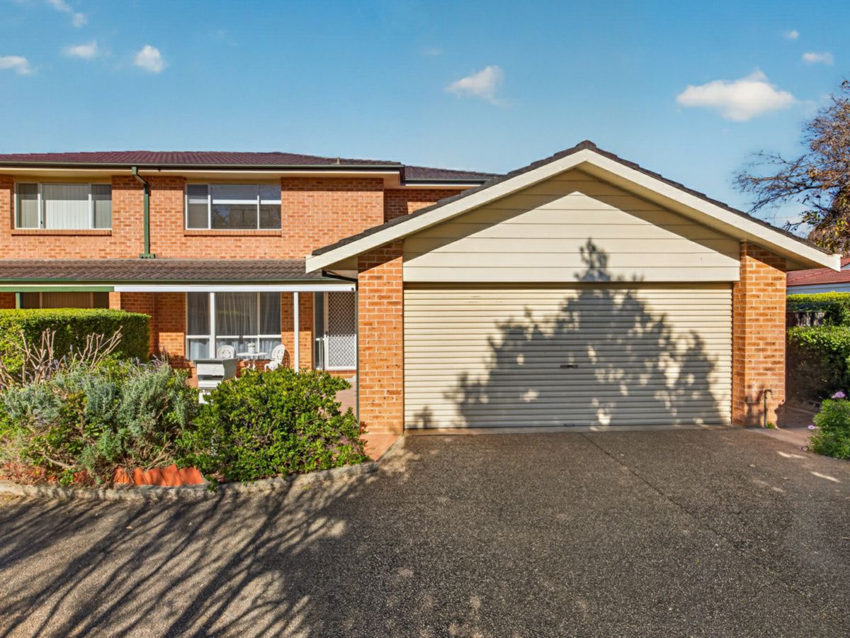 39 John Tebbutt Place, Richmond - image 1
