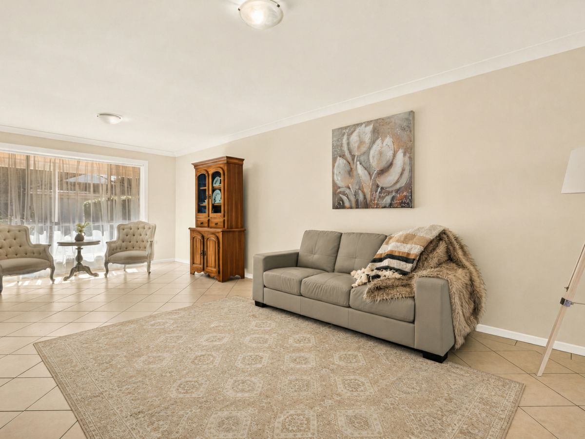 39 John Tebbutt Place, Richmond - image 2