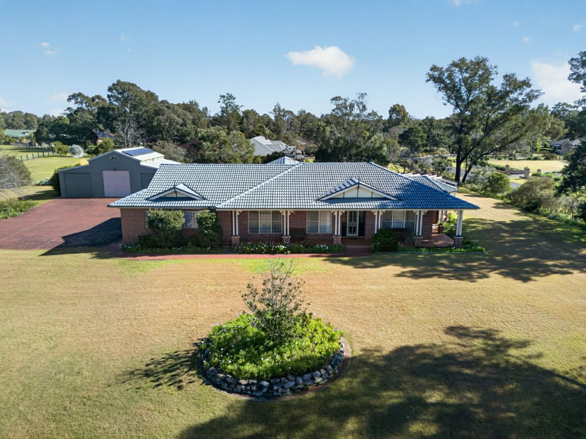 162 Barkly Drive, Windsor Downs - image 1