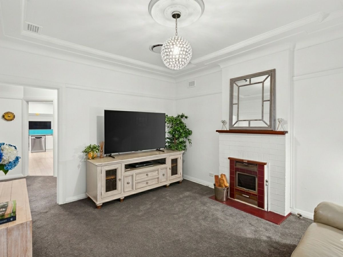 12 Chapel Street, Richmond - image 3