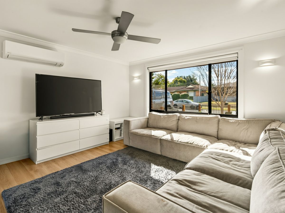 5 Neptune Crescent, Bligh Park - image 3