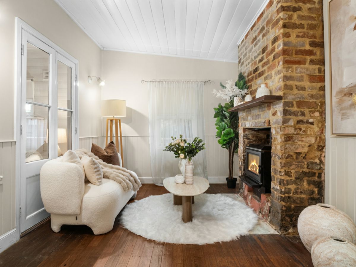 15 Conrad Street, Richmond - image 1
