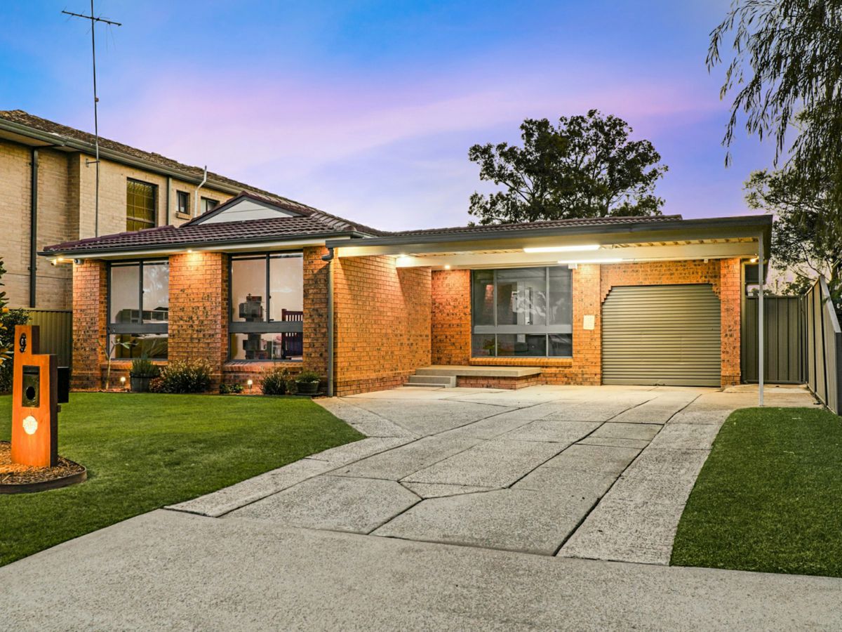 9 Snailham Crescent, South Windsor - image 2