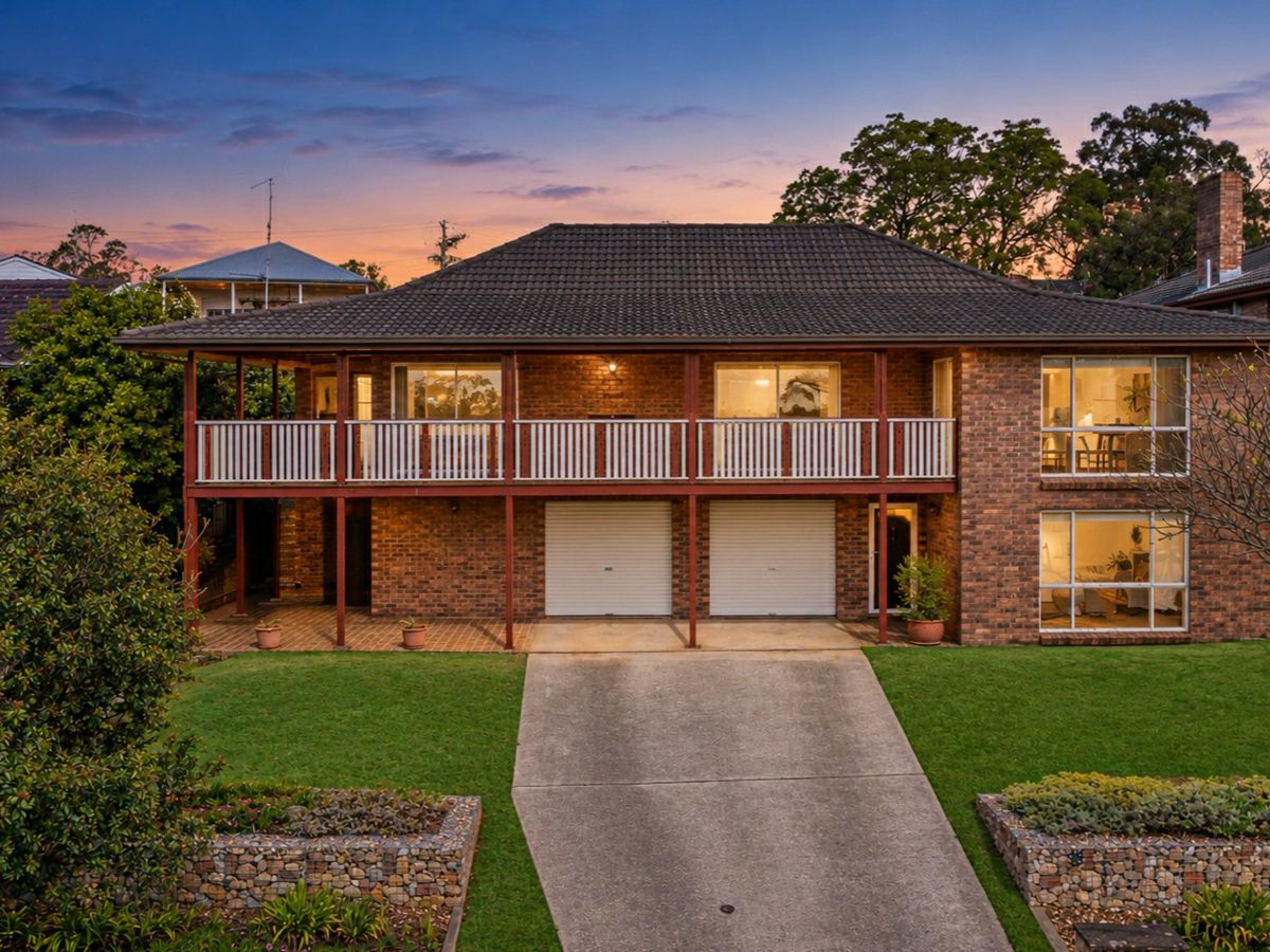16 James Ruse Close, Windsor - image 1