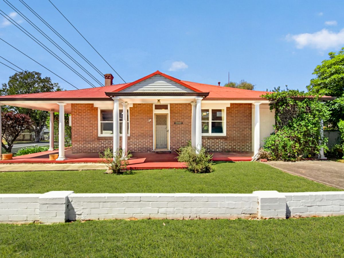 34 Cox Street, South Windsor - image 2