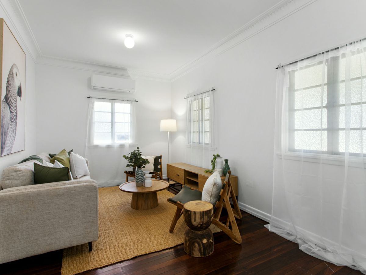 44 Bradman Street, Caboolture - image 2