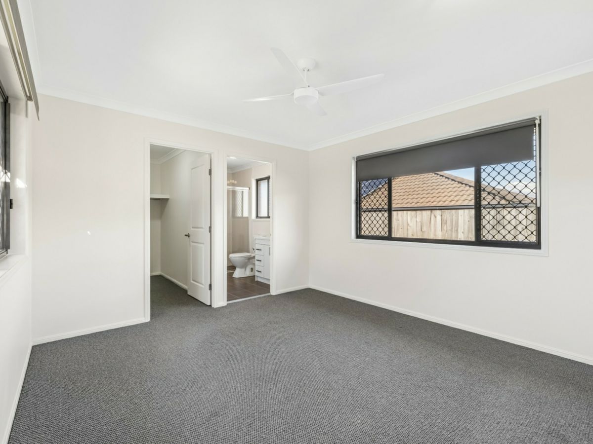 13 Carramar Street, Rothwell - image 3