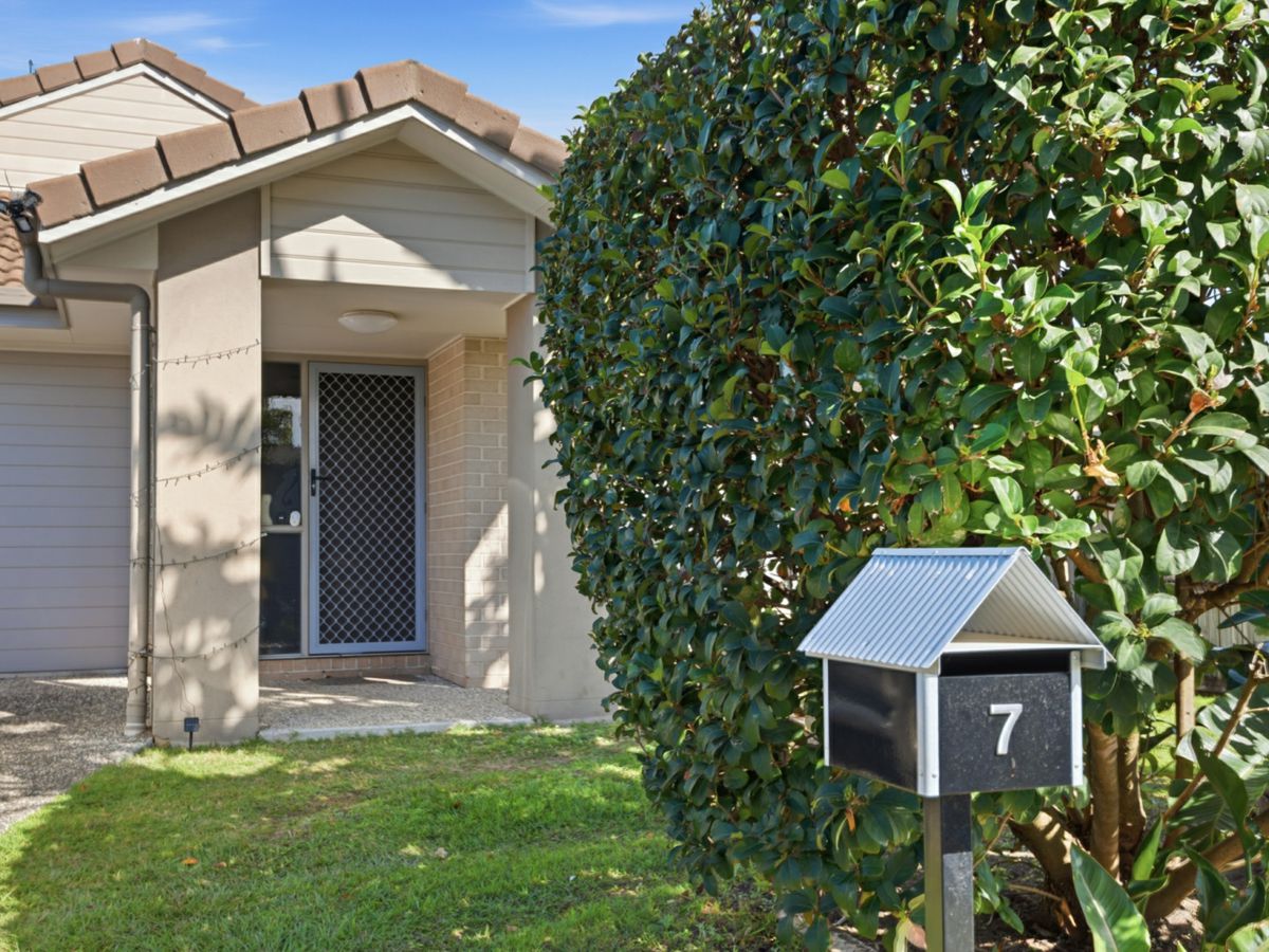 7 Gizelle Street, Caboolture - image 2