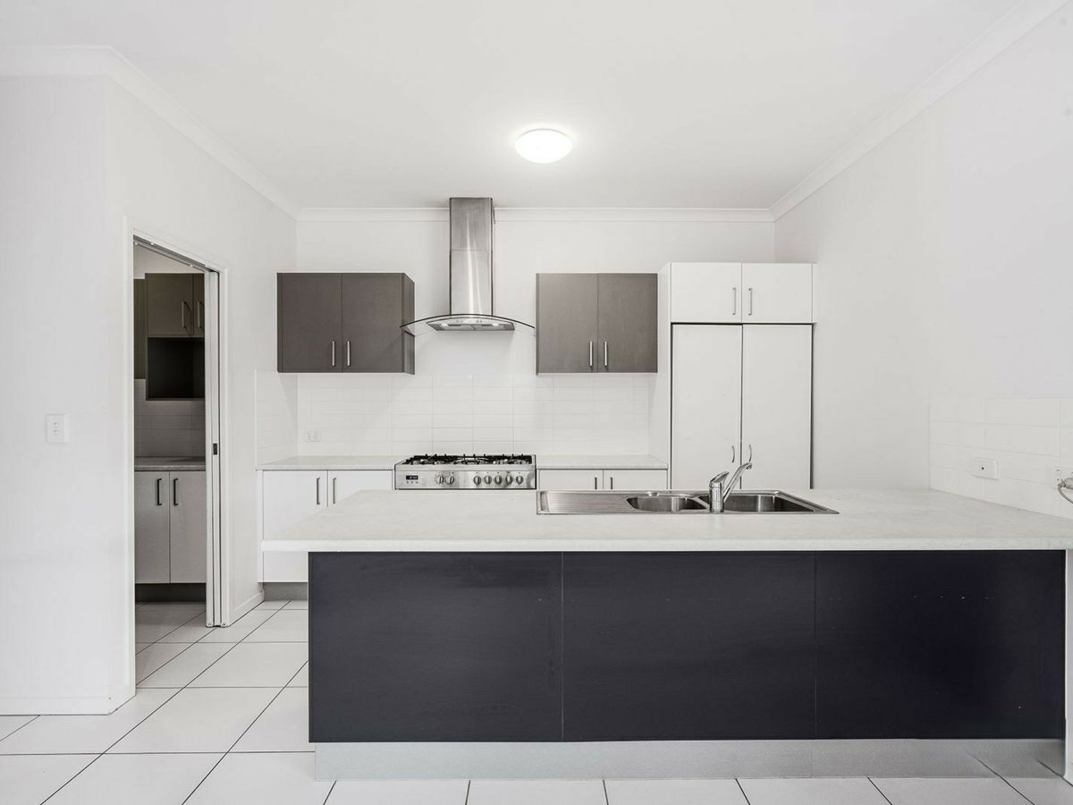 30 Wesley Road, Griffin - image 2