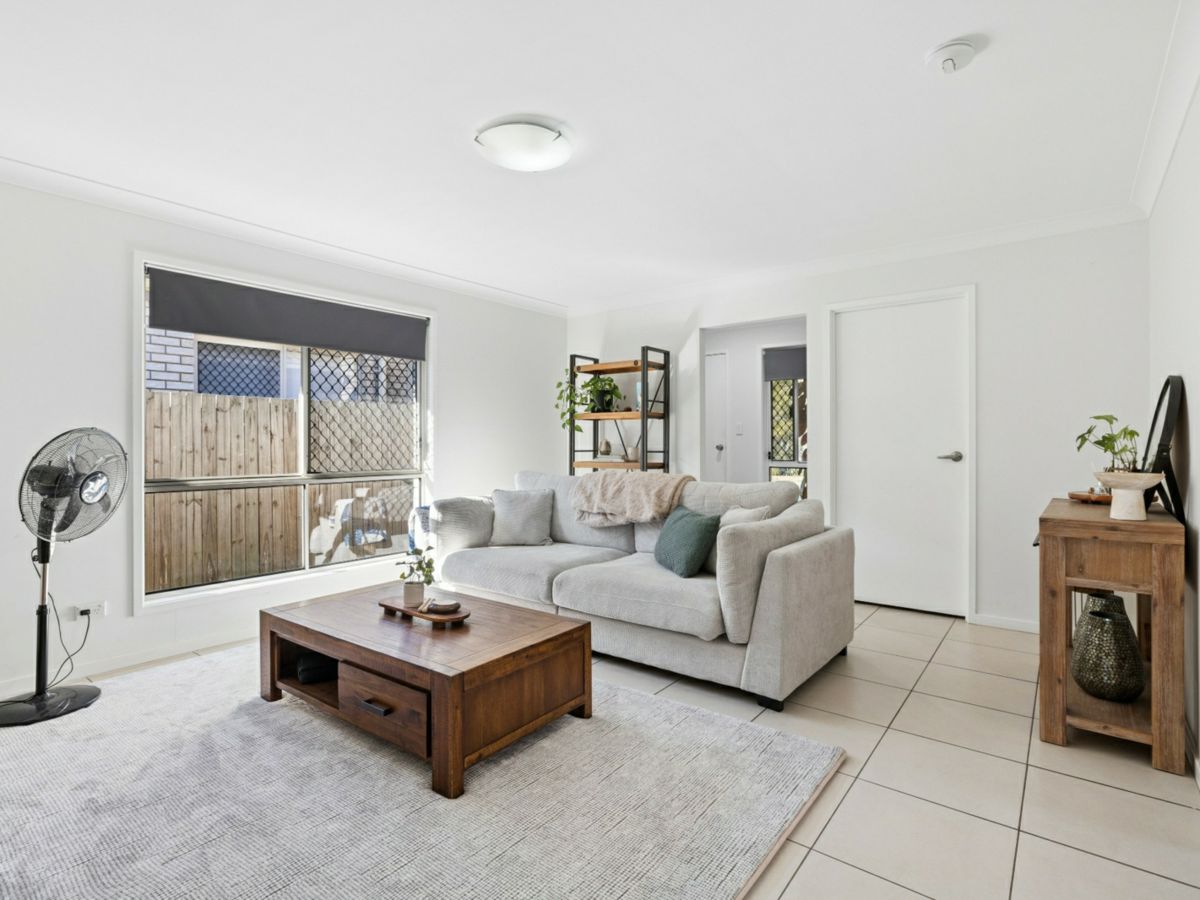 16 Waterlilly Court, Rothwell - image 3