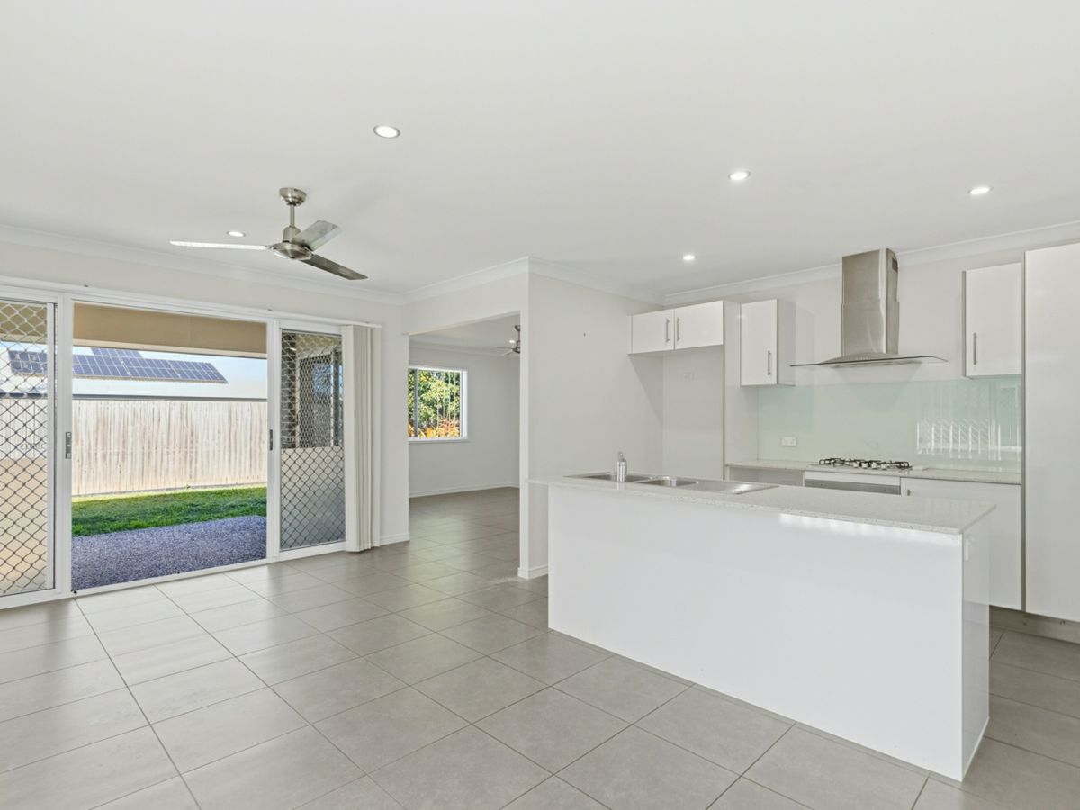 34 Feather Court, Morayfield - image 2