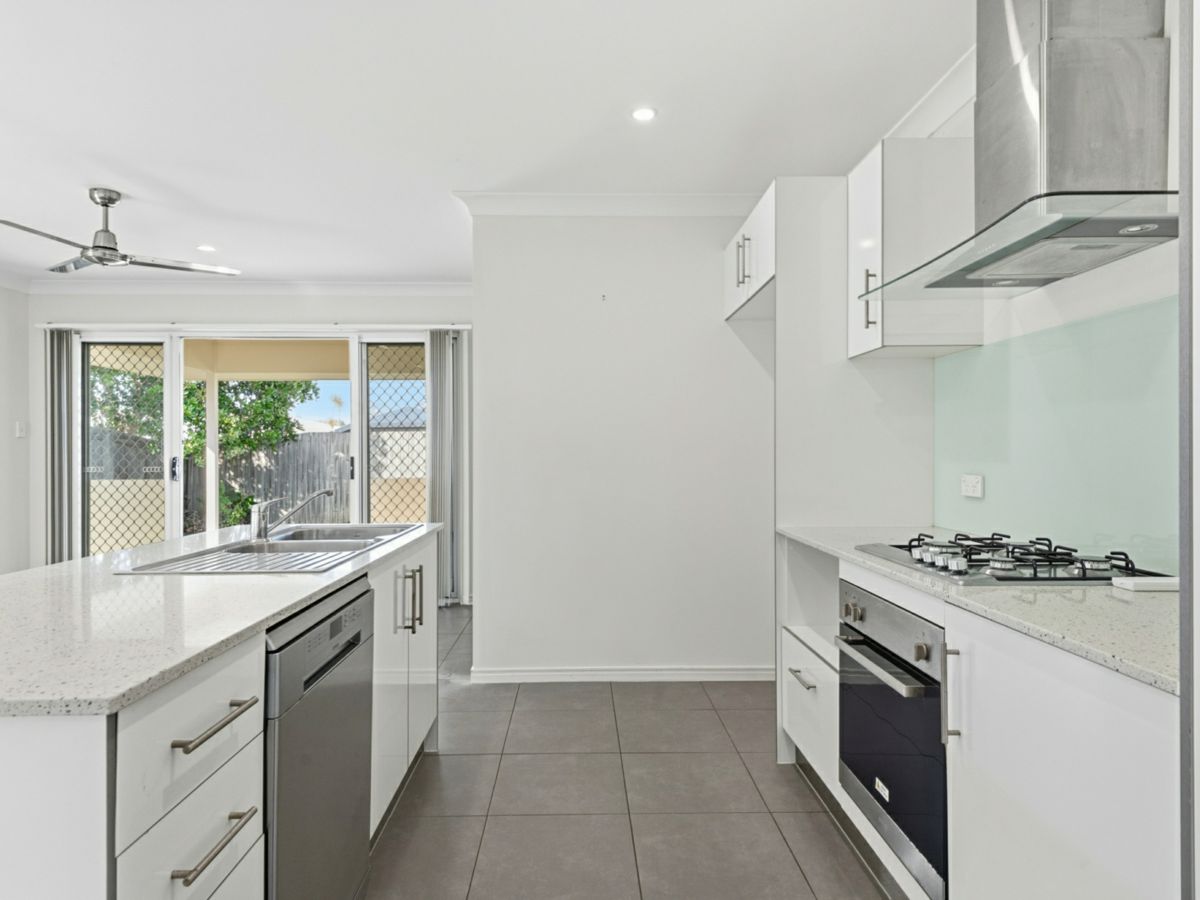 34 Feather Court, Morayfield - image 3