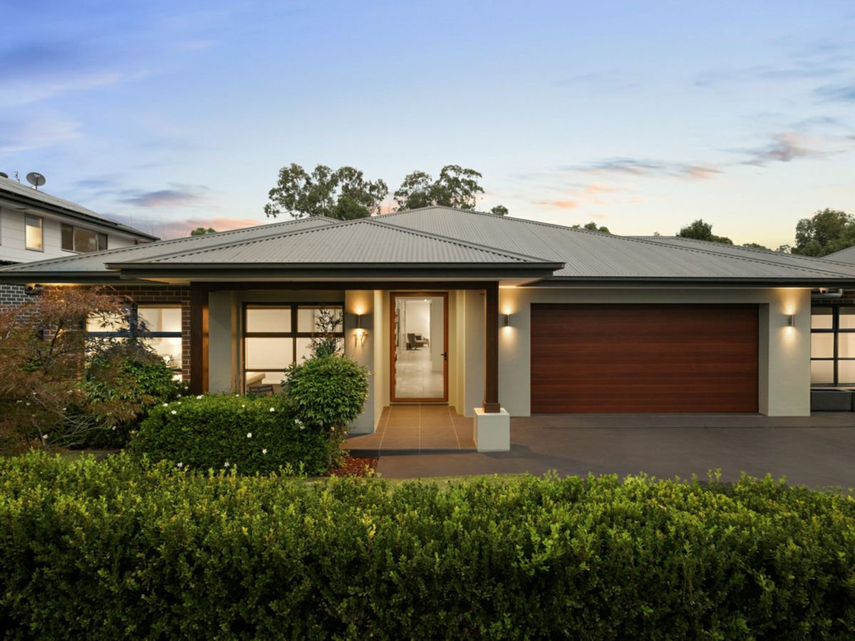 17 Ritchie Street, COBBITTY