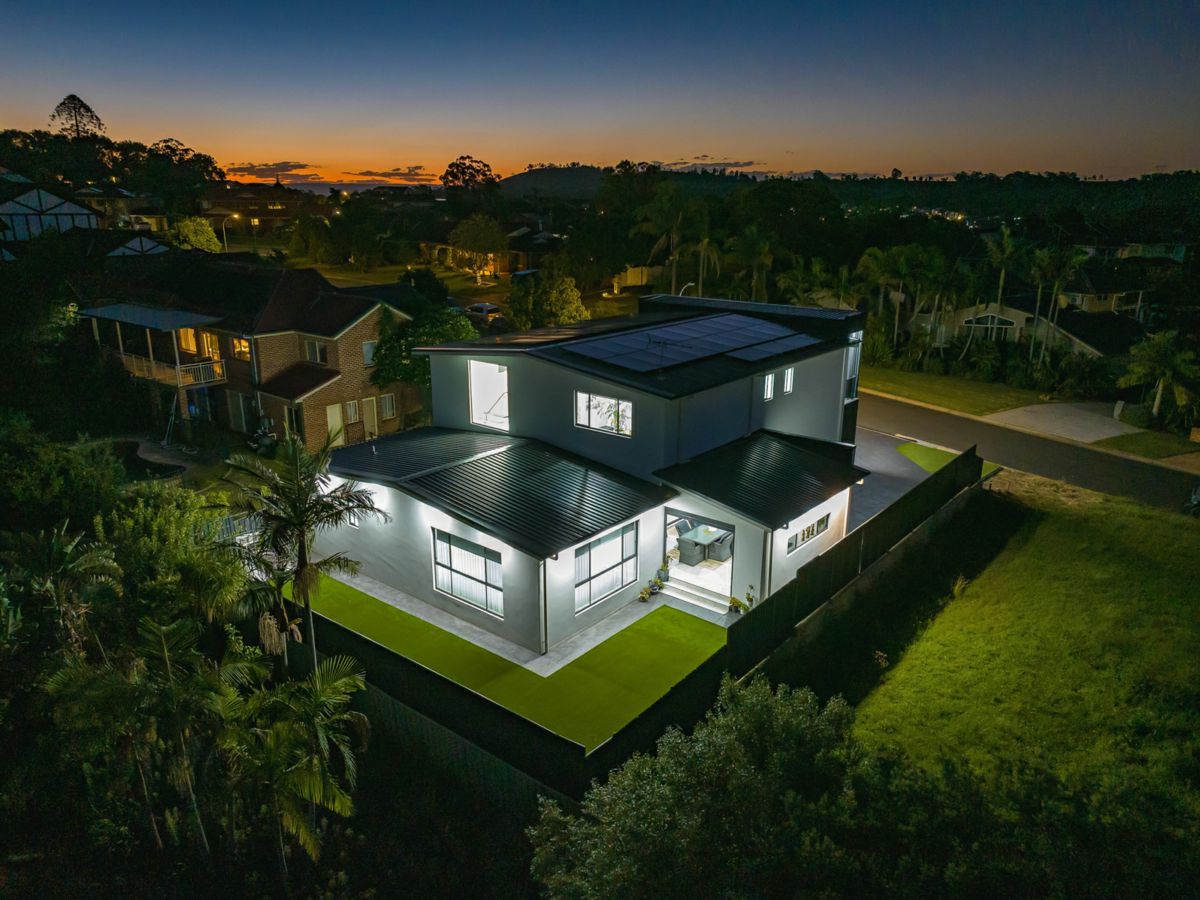 8 Figtree Crescent, Glen Alpine - image 3