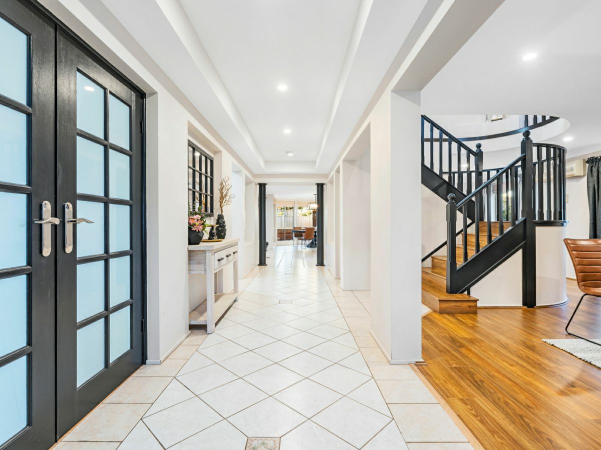 5 Hakea Street, Mount Annan - image 2