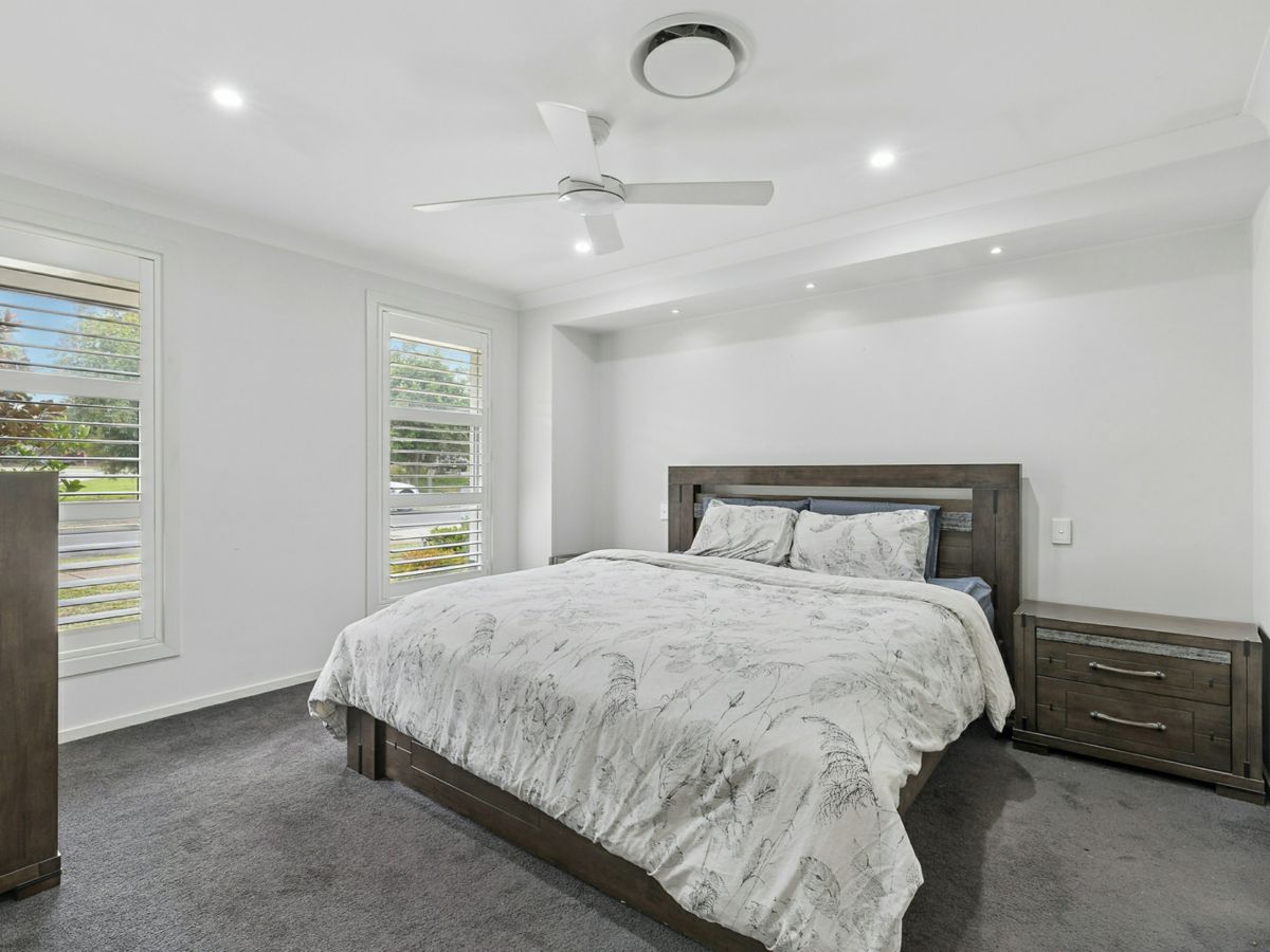 13 Steele Avenue, Spring Farm - image 2